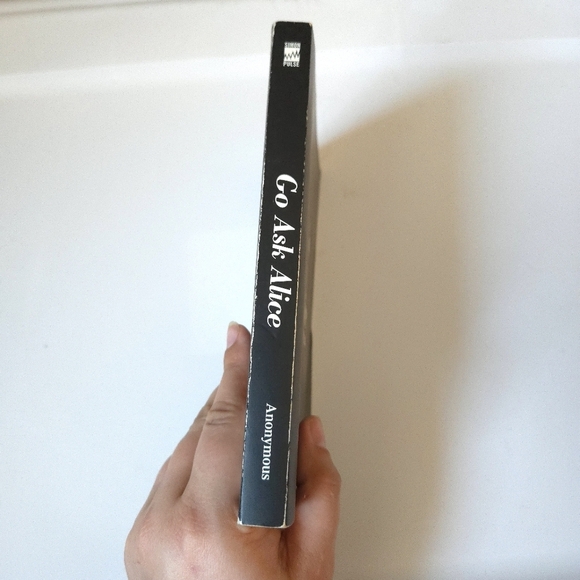 Go Ask Alice Paperback Book - Picture 2 of 7